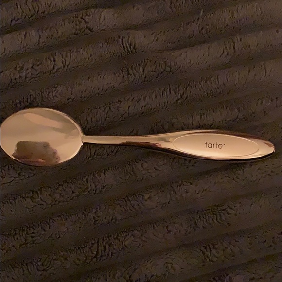 tarte Other - Tarte silicone foundation brush